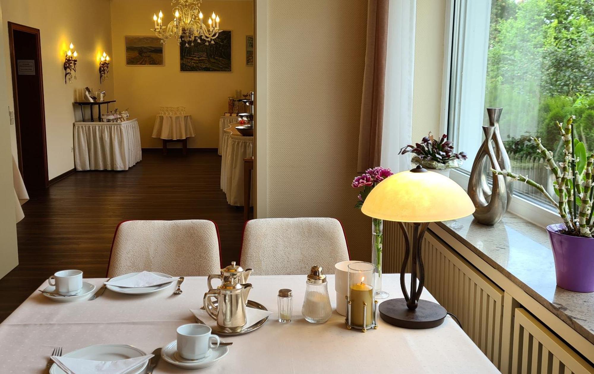 Hotel Hessischer Hof ميلسُنْغِن المظهر الخارجي الصورة