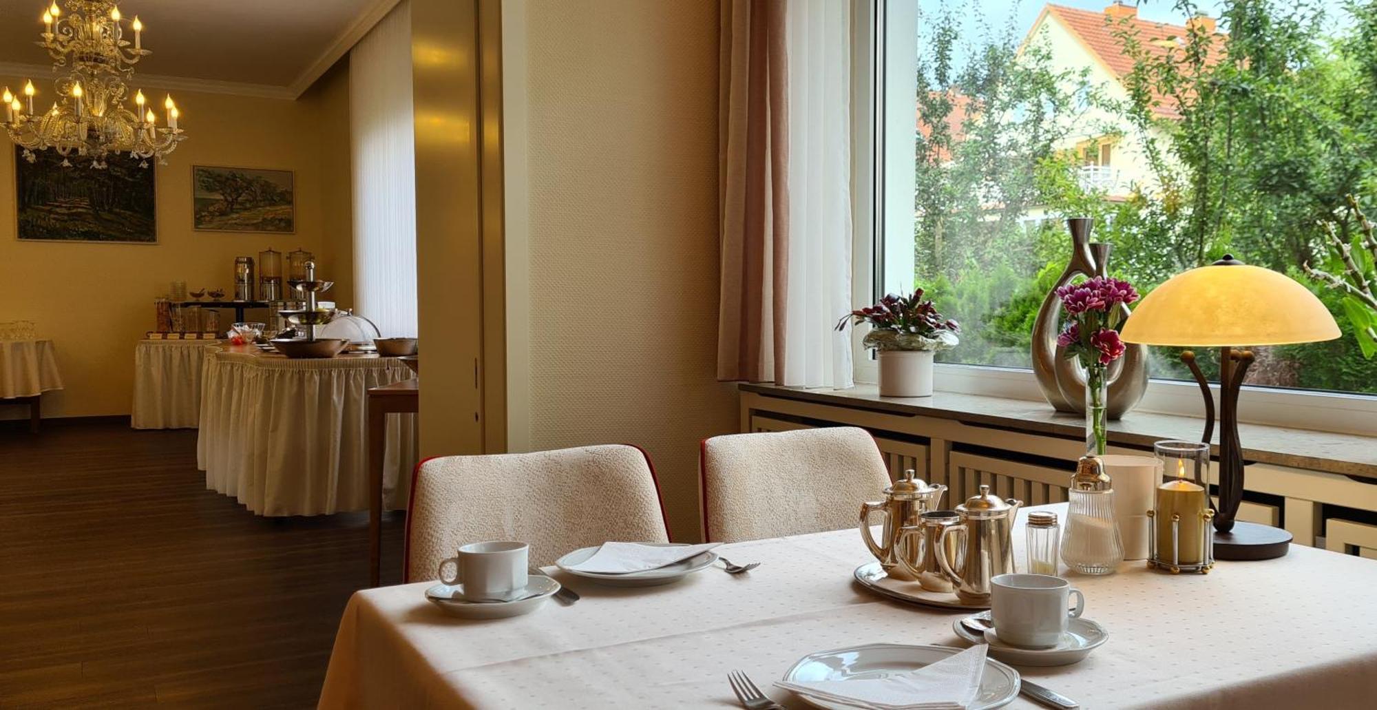 Hotel Hessischer Hof ميلسُنْغِن المظهر الخارجي الصورة