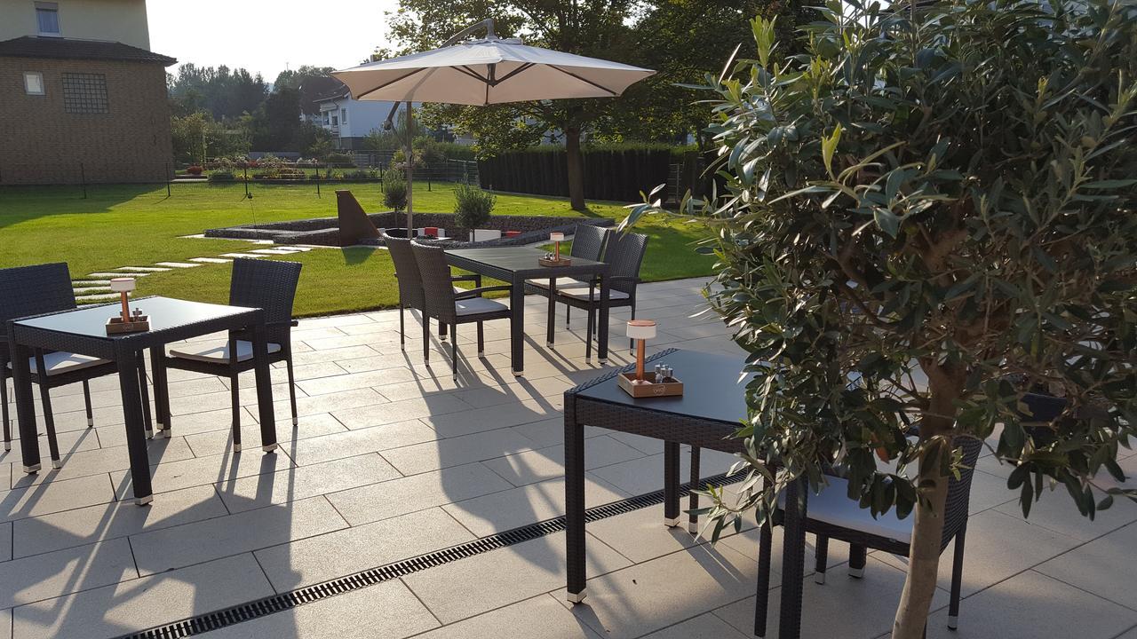 Hotel Hessischer Hof ميلسُنْغِن المظهر الخارجي الصورة